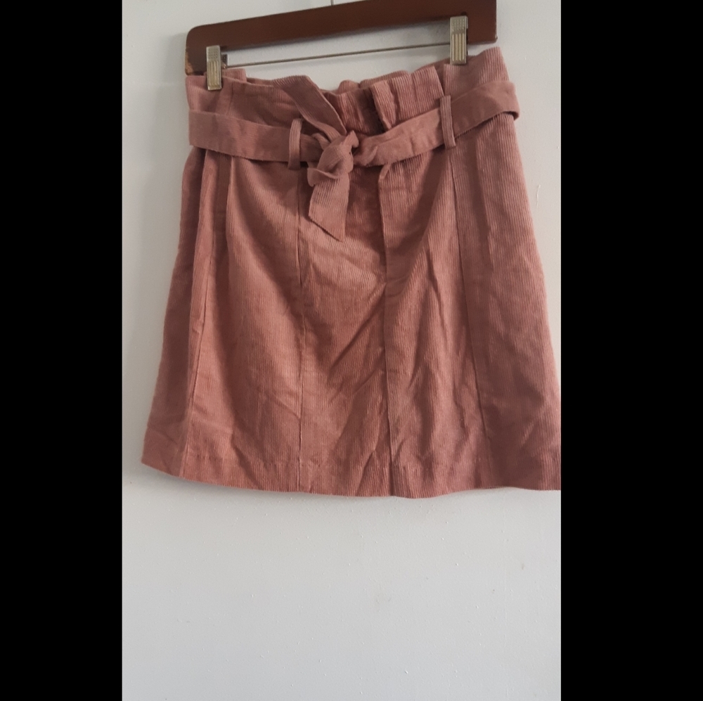 Pink courduroy skirt - Picture 2 of 3
